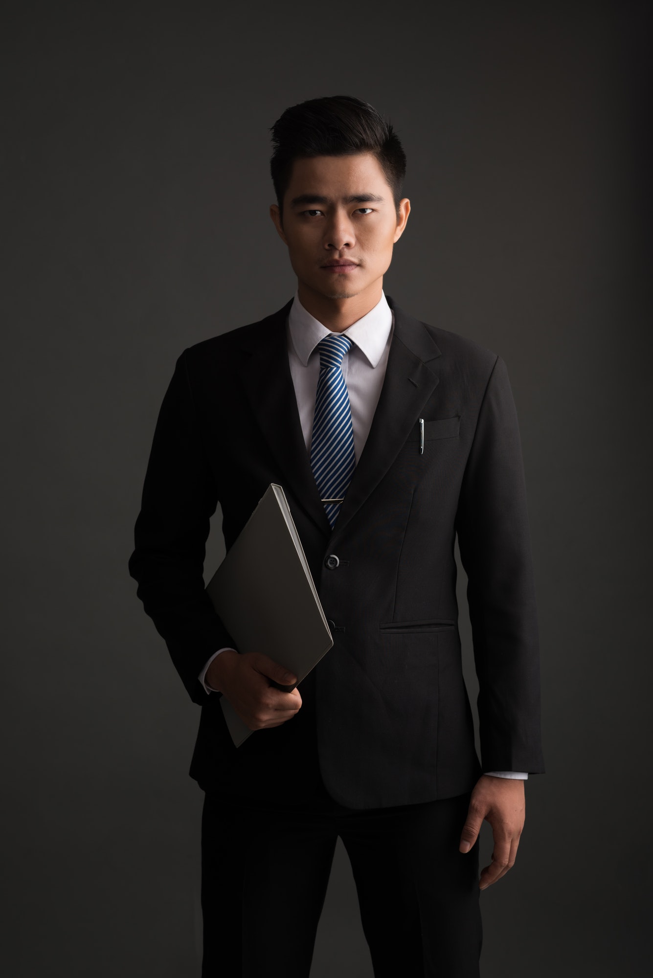 confident-businessman.jpg confident-businessman.jpg